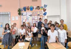 Vysvědčko máme a hurá na prázdniny :) Vysvědčko máme a hurá na prázdniny :)